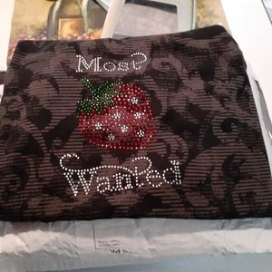 Womans shirt hot fix ringhstone hand made.